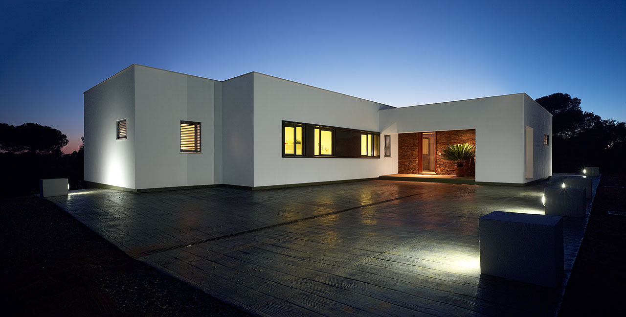 Classic Vivienda de Invierno entre los Pinos by José Manuel Peinado classic vivienda de invierno entre los pinos by jos manuel peinado f3814c0