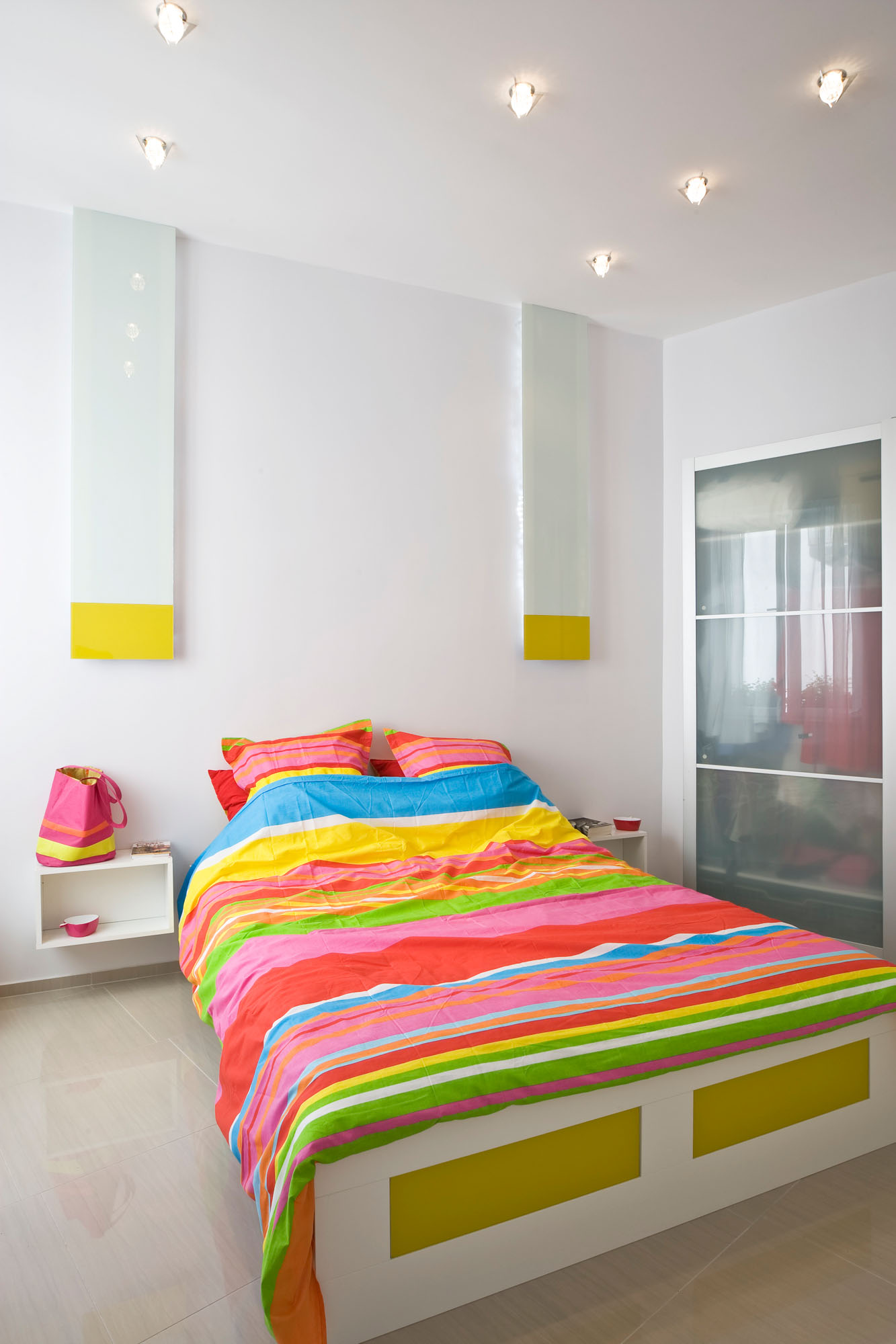 Colorful Apartment in Budapest colorful apartment in budapest 5e9b724