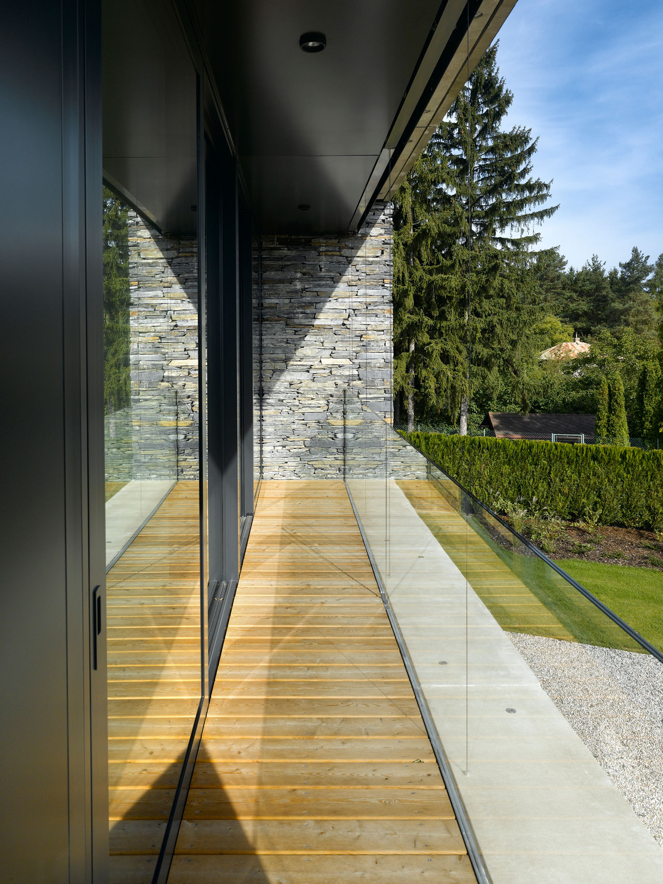 Compact Villa Řitka by studio pha compact villa itka by studio pha 03215fb