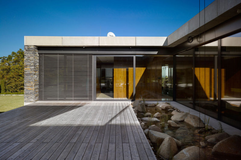 Compact Villa Řitka by studio pha compact villa itka by studio pha 430ea53