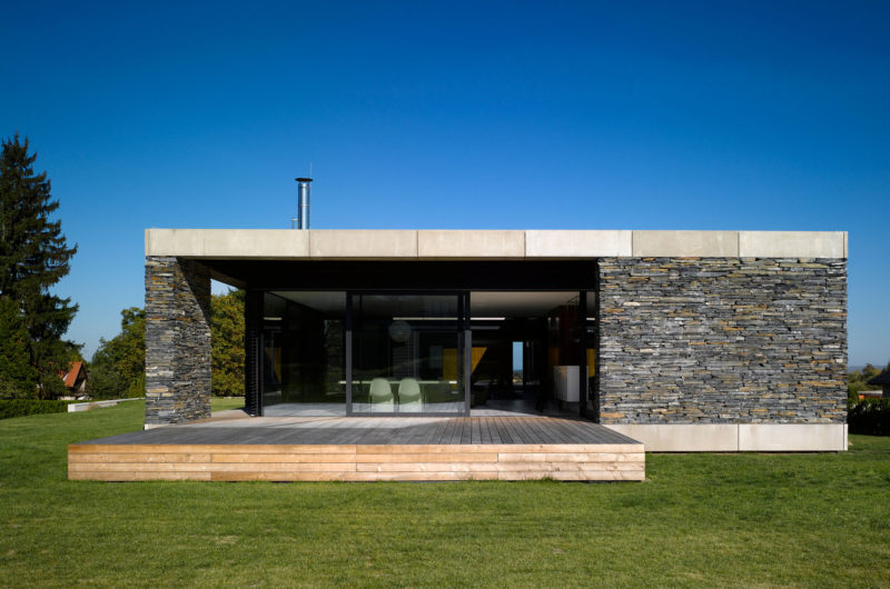 Compact Villa Řitka by studio pha compact villa itka by studio pha 9285431