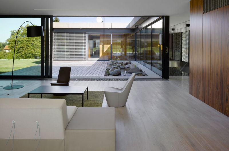 Compact Villa Řitka by studio pha compact villa itka by studio pha 9331ed7