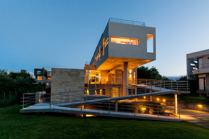 Complex Wanka House by Galera Estudio complex wanka house by galera estudio 7b1601a