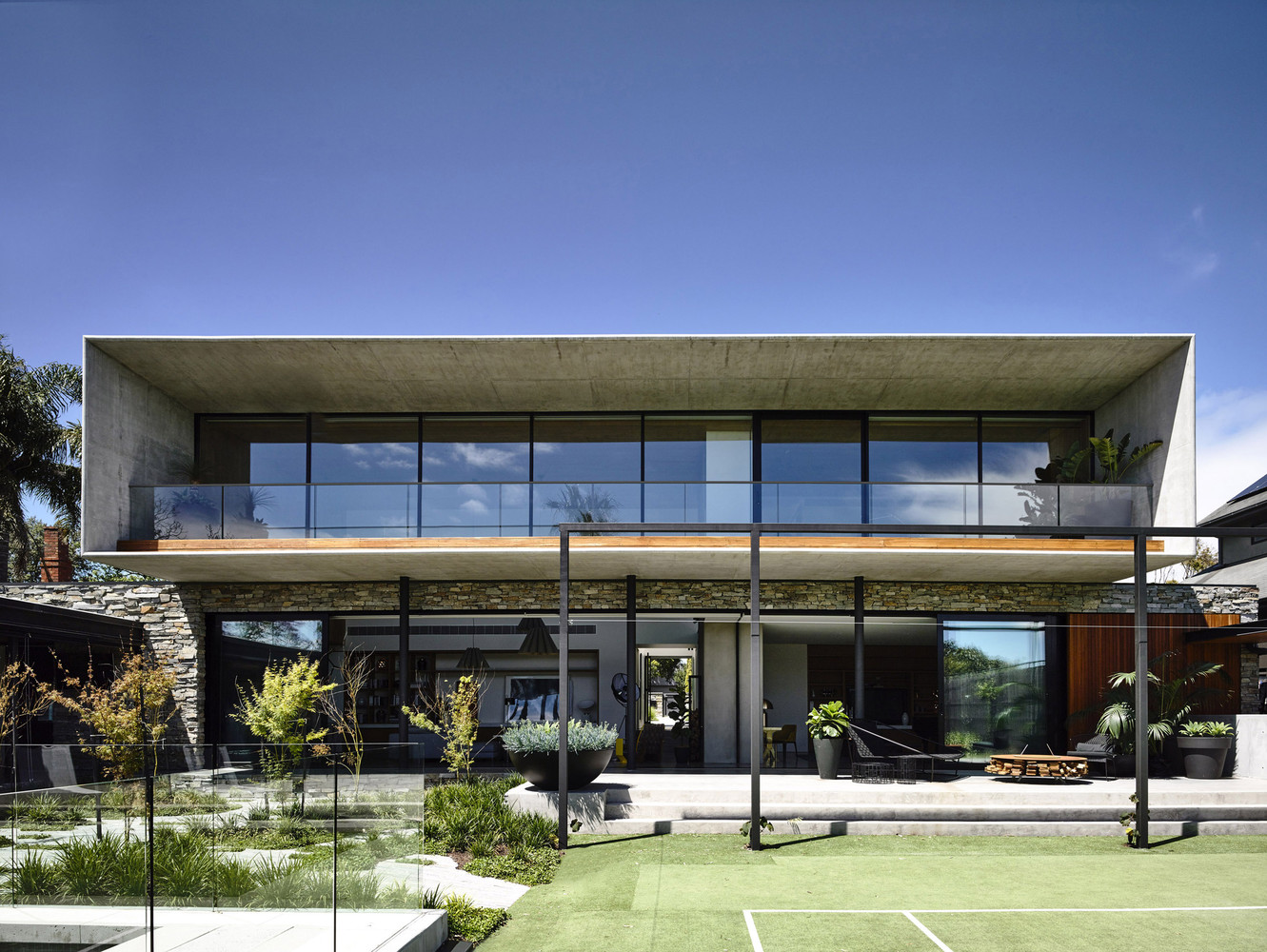 Concrete House In Melbourne, Australia concrete house in melbourne australia f0eb747