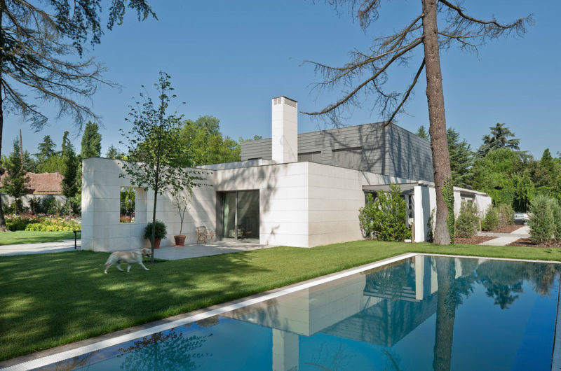 Contemporary Casa en Aravaca by Aidhos Studio contemporary casa en aravaca by aidhos studio d9ba8d5