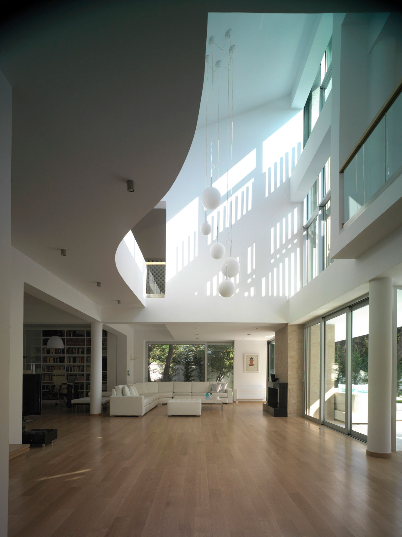 Contemporary Home in Athens by Thanos Athanasopoulos contemporary home in athens by thanos athanasopoulos 2d590b4