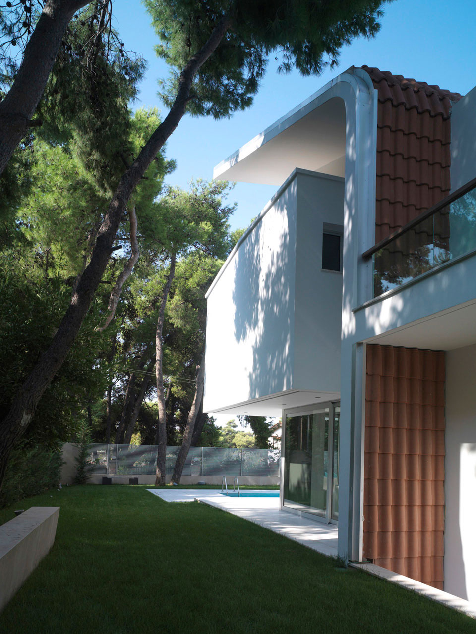 Contemporary Home in Athens by Thanos Athanasopoulos contemporary home in athens by thanos athanasopoulos 34a2b23