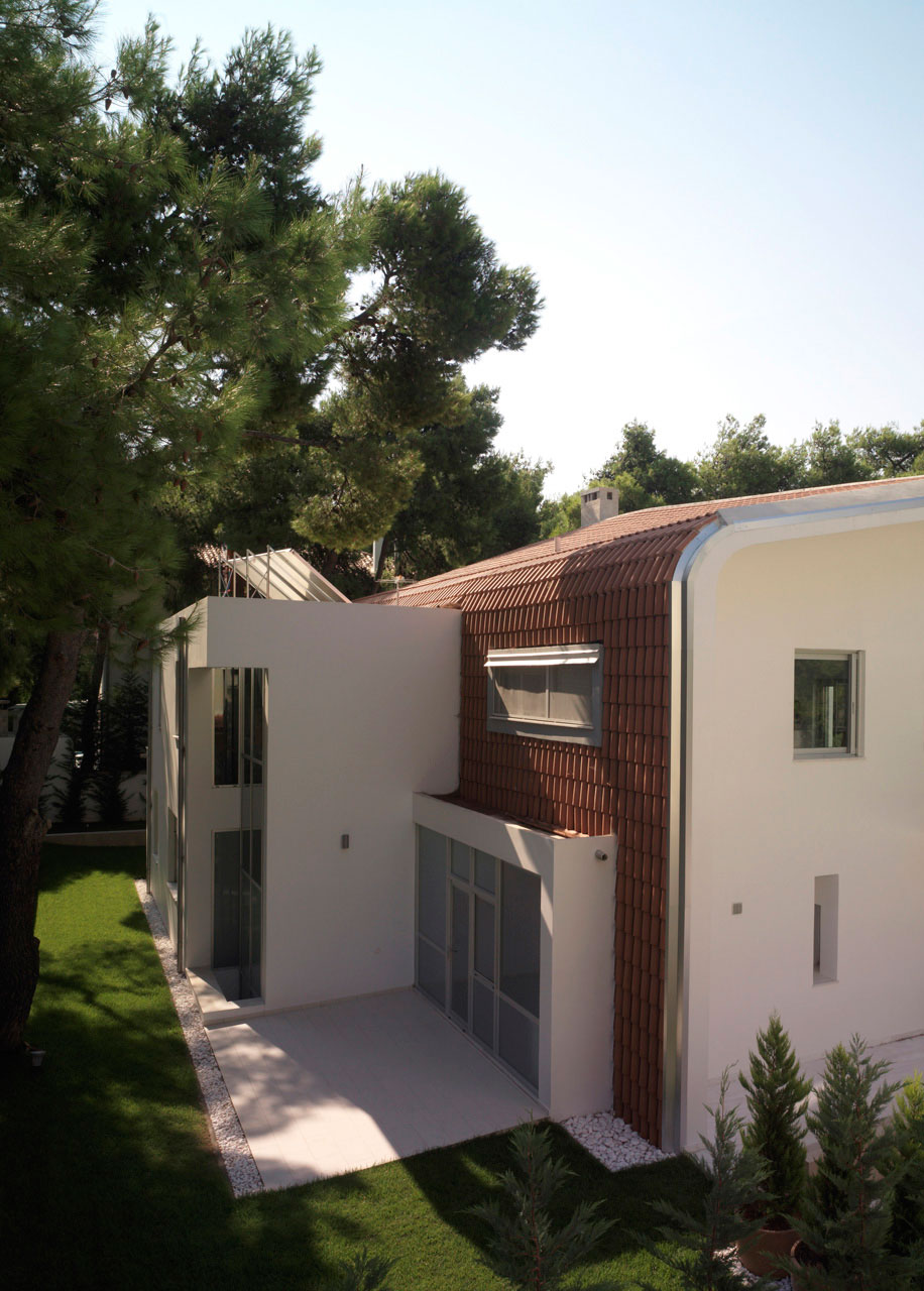 Contemporary Home in Athens by Thanos Athanasopoulos contemporary home in athens by thanos athanasopoulos 3cd7031