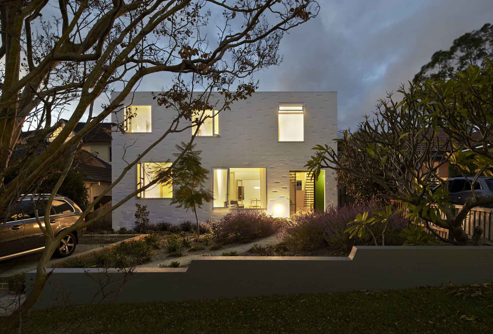 Cozy And Modern Residence In Riverview, Australia cozy and modern residence in riverview australia 2648c24