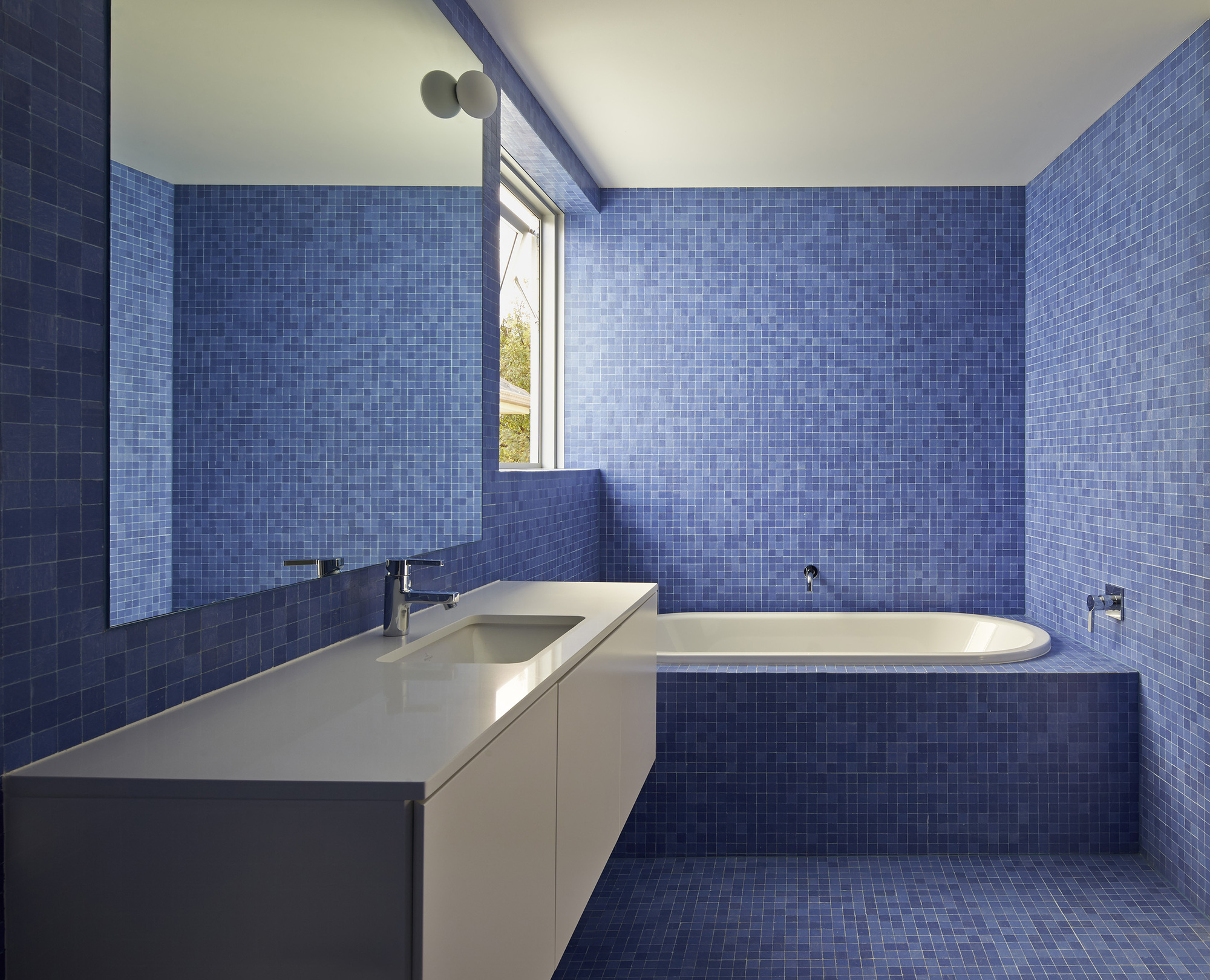 Cozy And Modern Residence In Riverview, Australia cozy and modern residence in riverview australia 2bcad4d