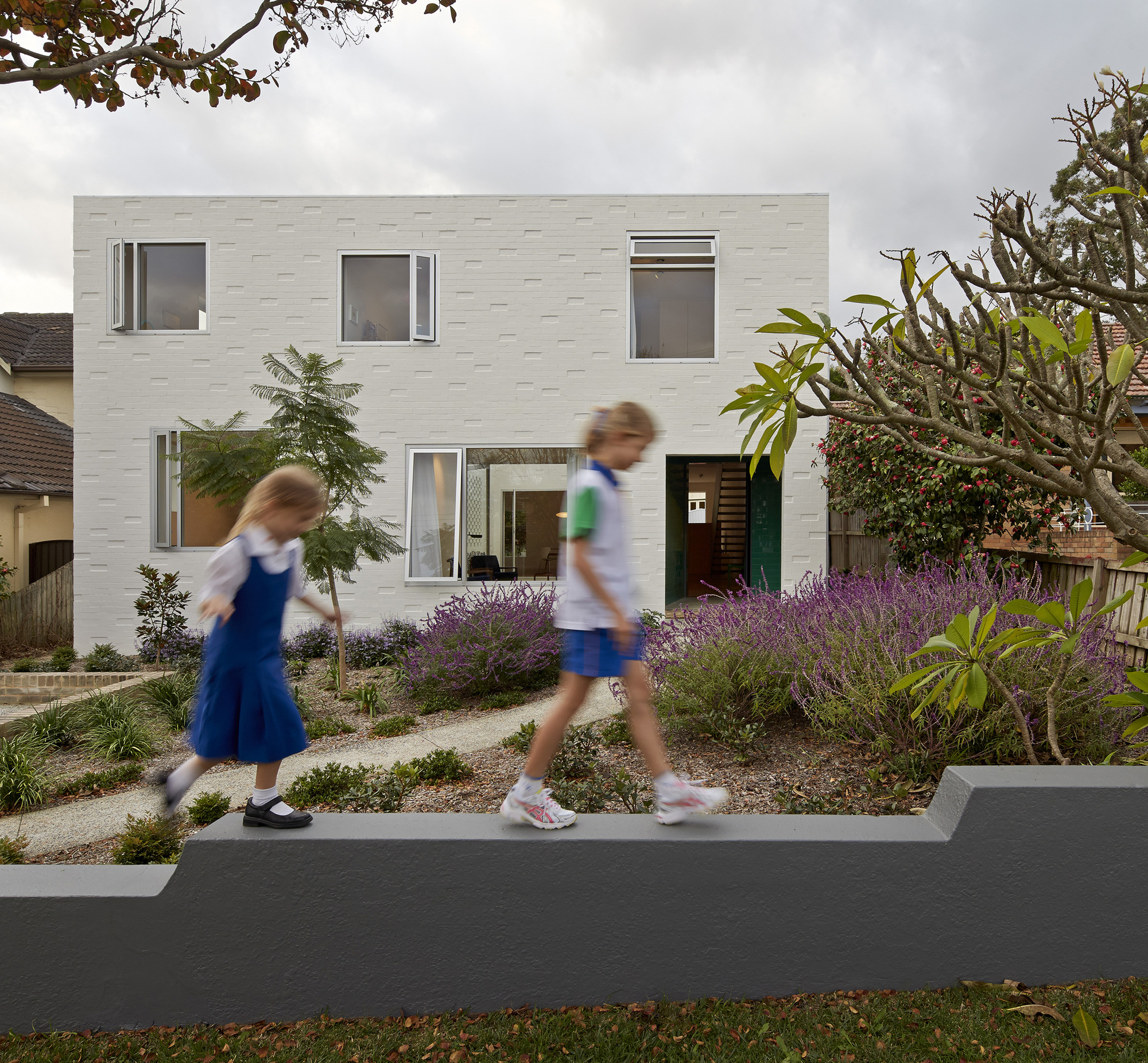 Cozy And Modern Residence In Riverview, Australia cozy and modern residence in riverview australia ef59392