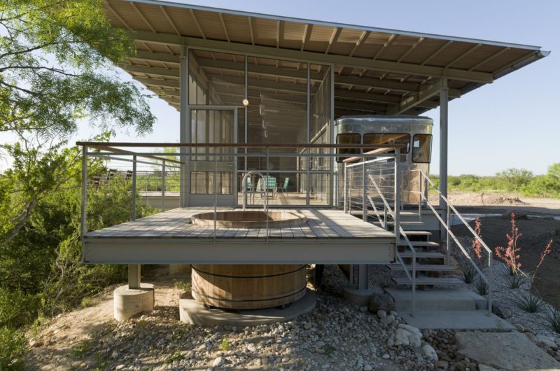Cozy Locomotive Ranch Trailer by Andrew Hinman Architecture cozy locomotive ranch trailer by andrew hinman architecture 2e4589f