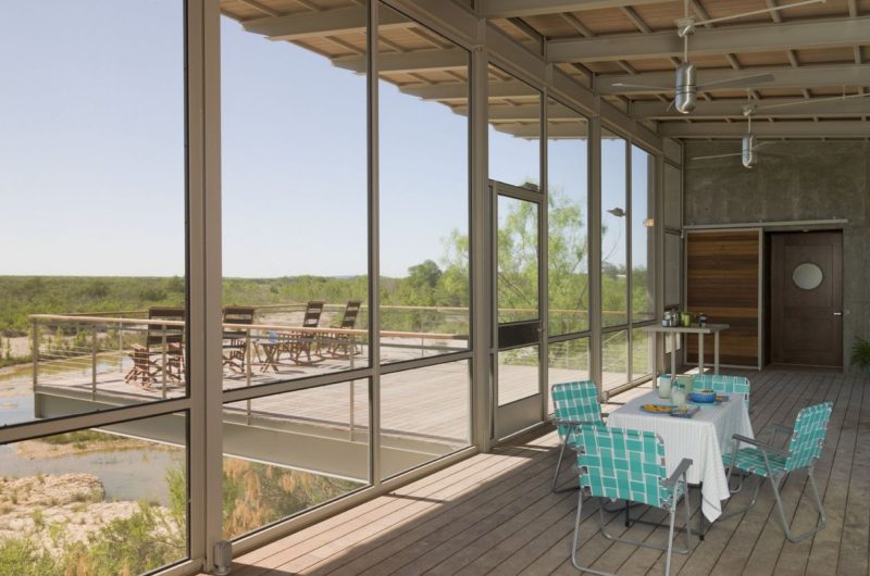 Cozy Locomotive Ranch Trailer by Andrew Hinman Architecture cozy locomotive ranch trailer by andrew hinman architecture ca1b650
