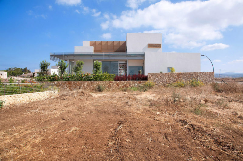 Enlightened House A by Heidi Arad Architecture & Design enlightened house a by heidi arad architecture design 277b7ce