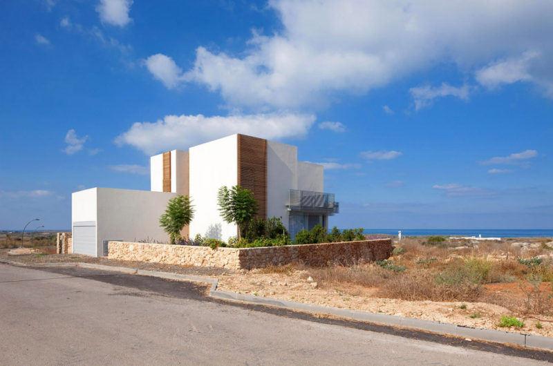 Enlightened House A by Heidi Arad Architecture & Design enlightened house a by heidi arad architecture design 310a8c5