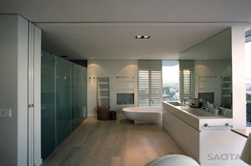 Expansive Plett 6541+2 residence by SAOTA expansive plett 65412 residence by saota 0011d7e