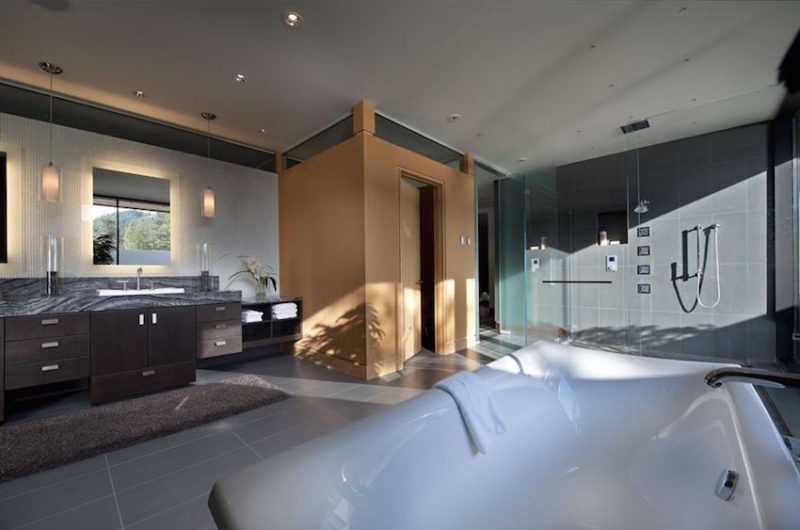 Fabulous Mansion In Kelowna, British Columbia, Canada fabulous mansion in kelowna british columbia canada 39107d1