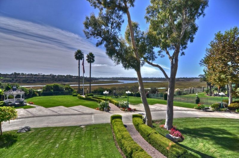 Fabulous Village Crean Compound in Newport Beach, California, US fabulous village crean compound in newport beach california us 1701e87
