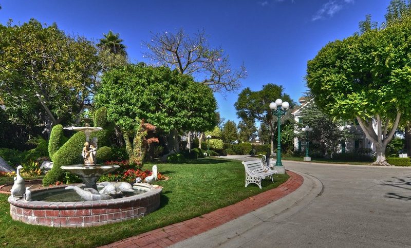 Fabulous Village Crean Compound in Newport Beach, California, US fabulous village crean compound in newport beach california us 263d373