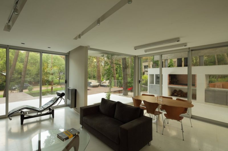 Glasslike Fresno House by Felix Raspall and Federico Papandrea glasslike fresno house by felix raspall and federico papandrea 2f7c546