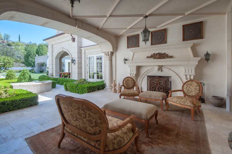 Glorious Estates In Calabasas, California glorious estates in calabasas california a60a7f3