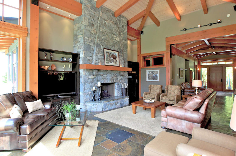 Grand Garibaldi Heights Estate in Canada grand garibaldi heights estate in canada 432cd15