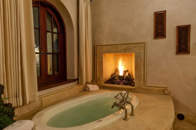 Grandiose Castle in the Woods in Austin, Texas grandiose castle in the woods in austin texas 09605a1