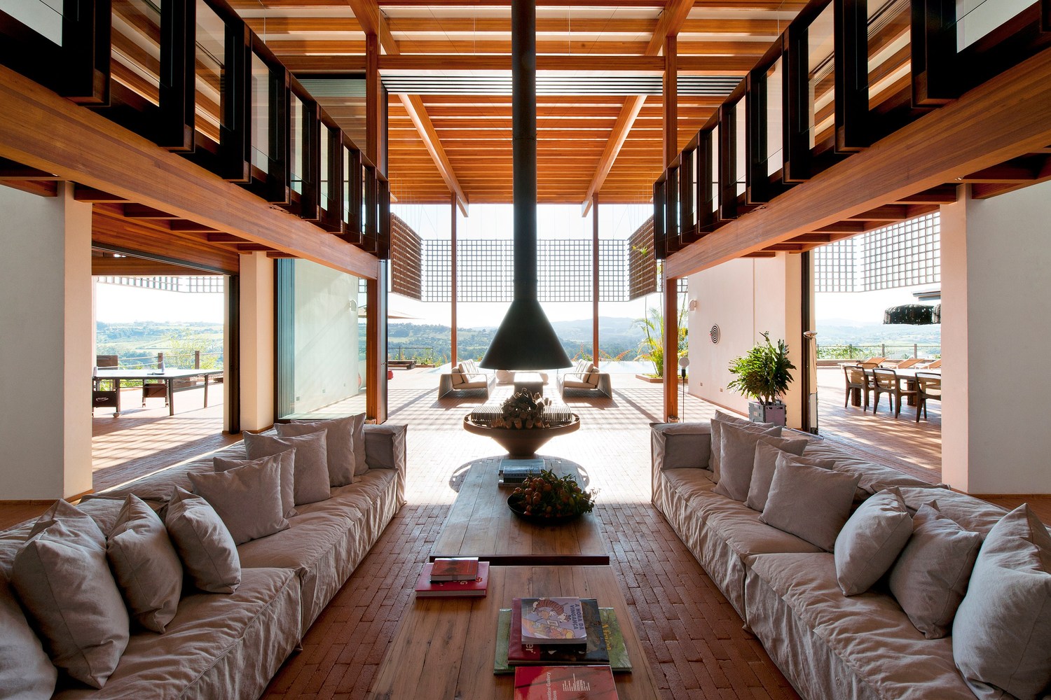 House in Quinta da Baroneza By Candida Tabet Arquitetura house in quinta da baroneza by candida tabet arquitetura 1270383