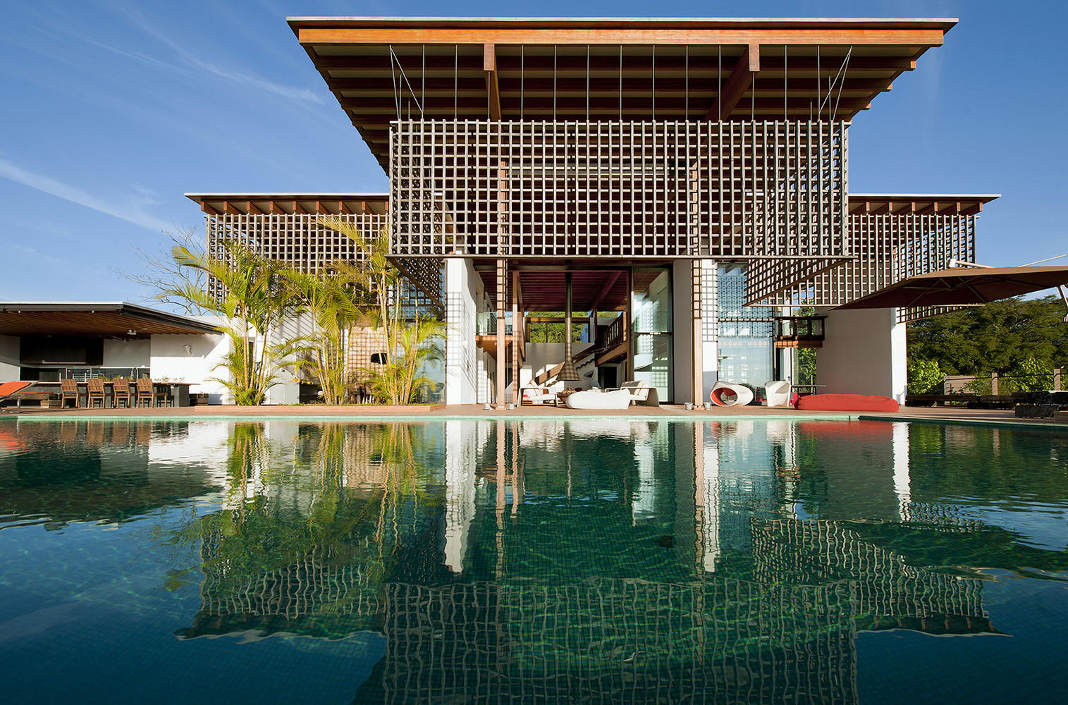 House in Quinta da Baroneza By Candida Tabet Arquitetura house in quinta da baroneza by candida tabet arquitetura bf7007c