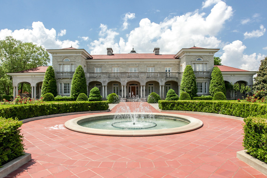 Imposing Manor In Murfreesboro, Tennessee imposing manor in murfreesboro tennessee 0963825