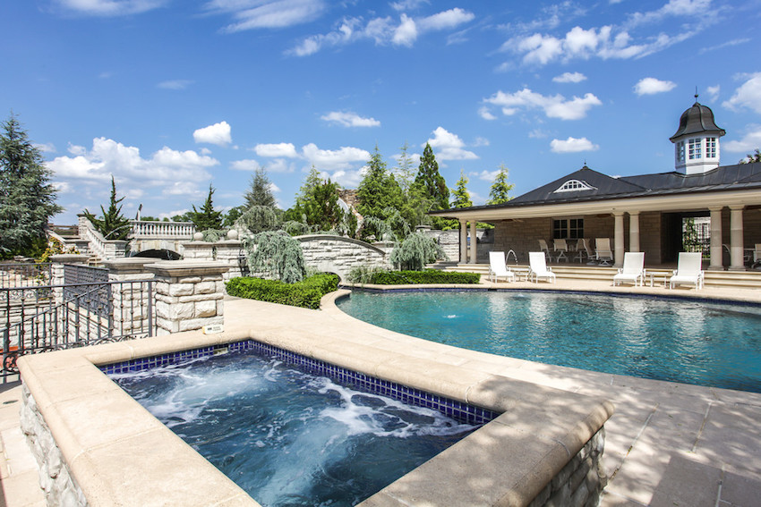 Imposing Manor In Murfreesboro, Tennessee imposing manor in murfreesboro tennessee 5f240a7