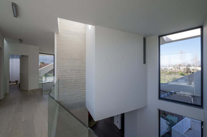 Impressive Paradox House In Athens, Greece impressive paradox house in athens greece 387291e