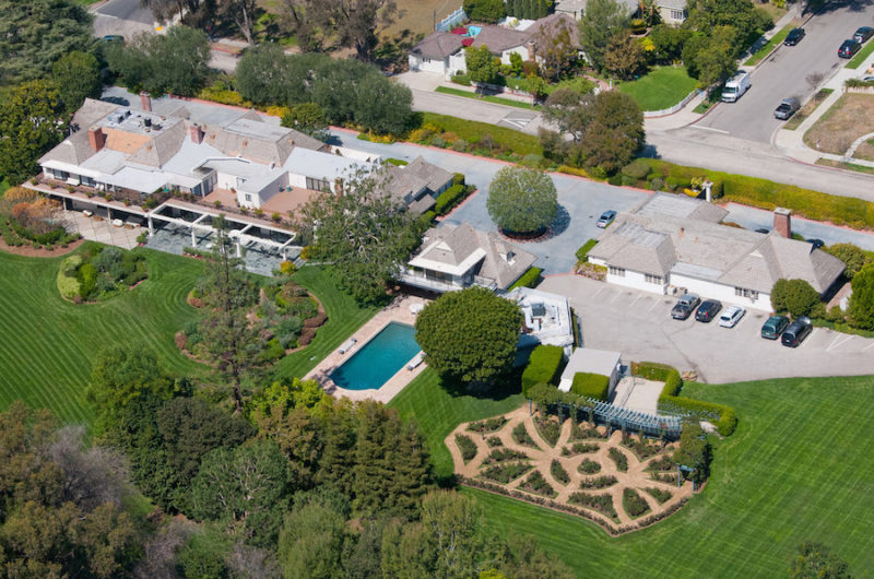 Inspiring Compound In Toluca Lake, California inspiring compound in toluca lake california 6989fbb