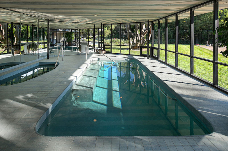 Inspiring Compound In Toluca Lake, California inspiring compound in toluca lake california b97f67a