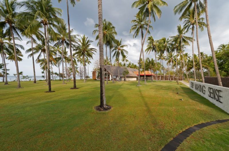 island villa in indonesia designed by david lombardi 79c66ce