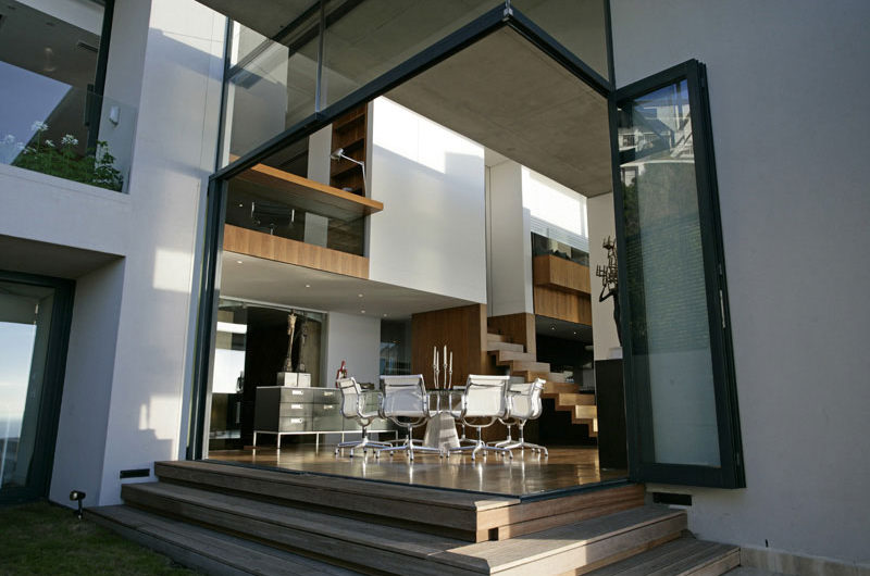 Lavish Mwanzoleo Residence in Cape Town lavish mwanzoleo residence in cape town 9fe4f39