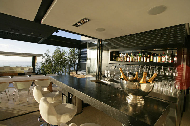 Lavish Mwanzoleo Residence in Cape Town lavish mwanzoleo residence in cape town e1180fd