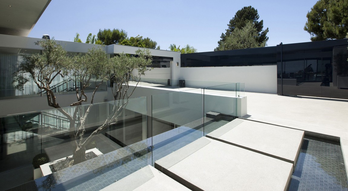 luxurious carla ridge house in beverly hills california 8232f85