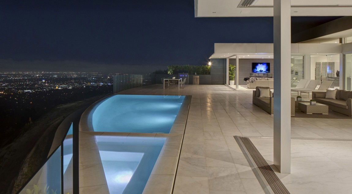 Luxurious Carla Ridge House In Beverly Hills, California luxurious carla ridge house in beverly hills california ef3a7b1