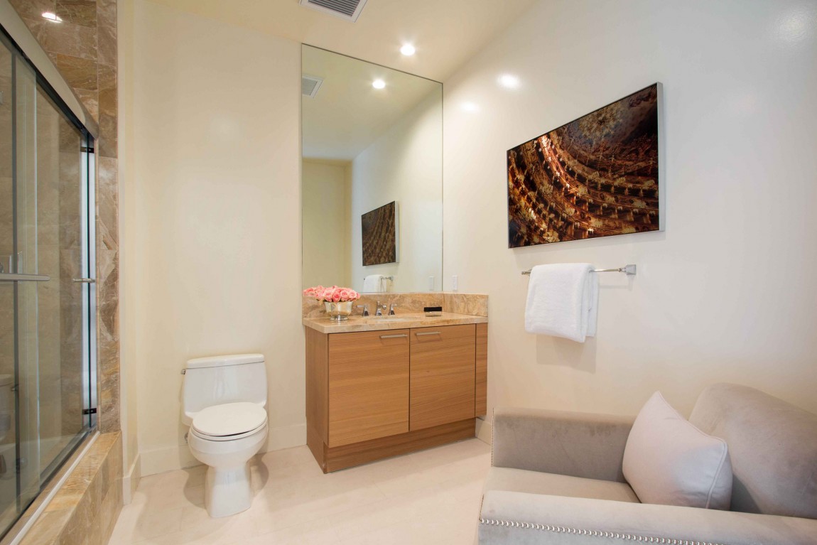 Luxurious Penthouse In The Carlyle Residences luxurious penthouse in the carlyle residences ad55683
