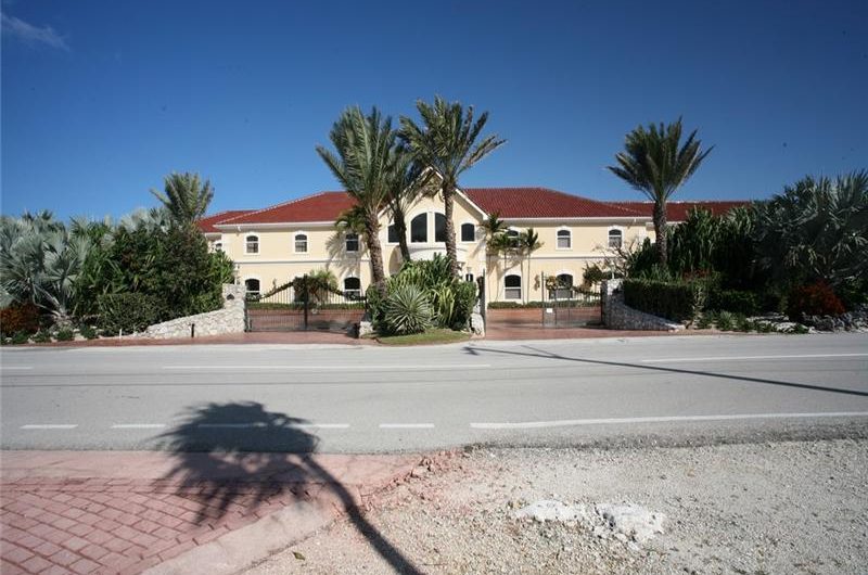 Majestic Royal Vista Estate for Sale majestic royal vista estate for sale 9681396