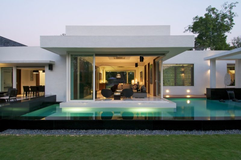 Minimalist Dinesh Mill Bungalow by Atelier dnD minimalist dinesh mill bungalow by atelier dnd 6fd165d