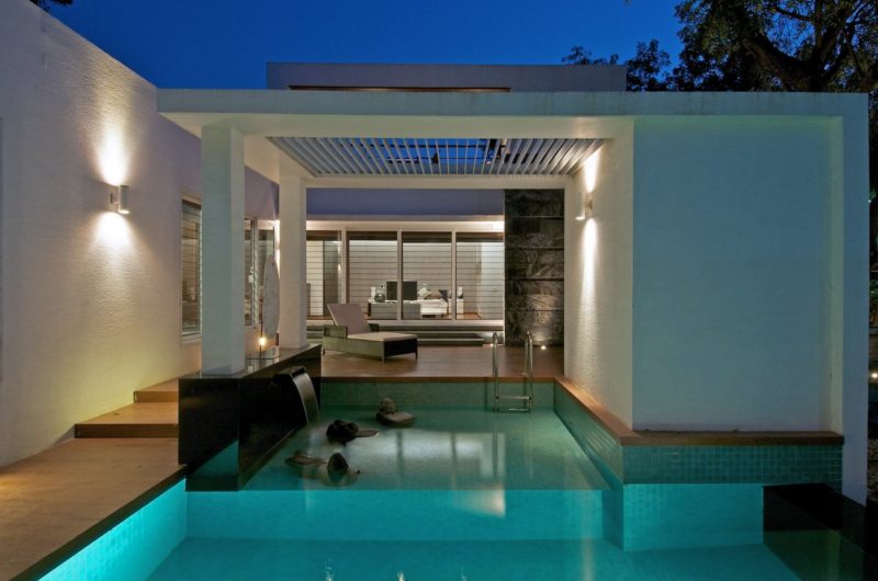 Minimalist Dinesh Mill Bungalow by Atelier dnD minimalist dinesh mill bungalow by atelier dnd 9f7e52e