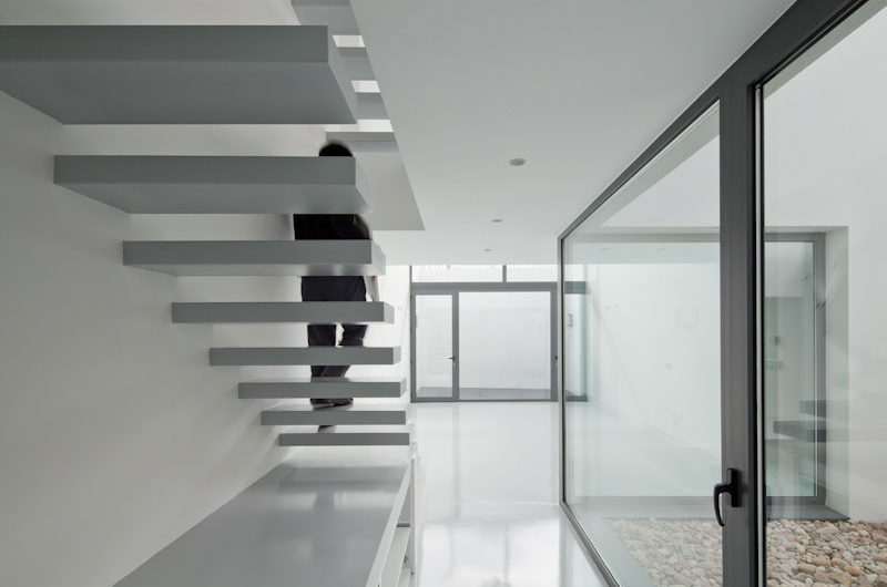 Minimalist DJ House in Portugal minimalist dj house in portugal 053573f