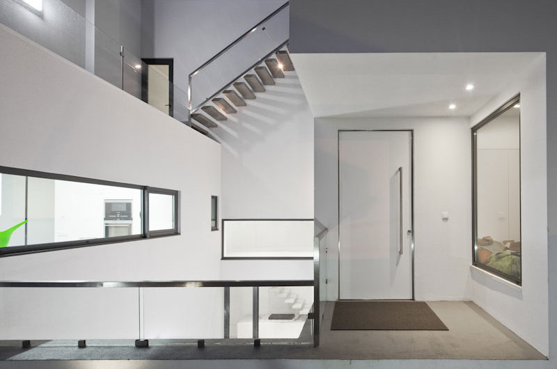 Minimalist DJ House in Portugal minimalist dj house in portugal 9f3c2bc