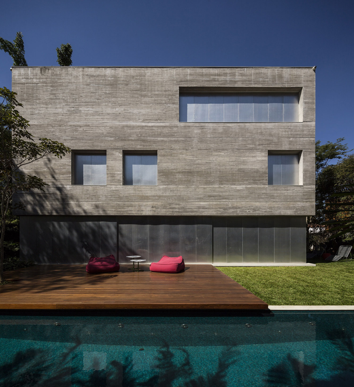 Minimalistic Casa Cubo by Studio MK27 minimalistic casa cubo by studio mk27 a6ea1bd