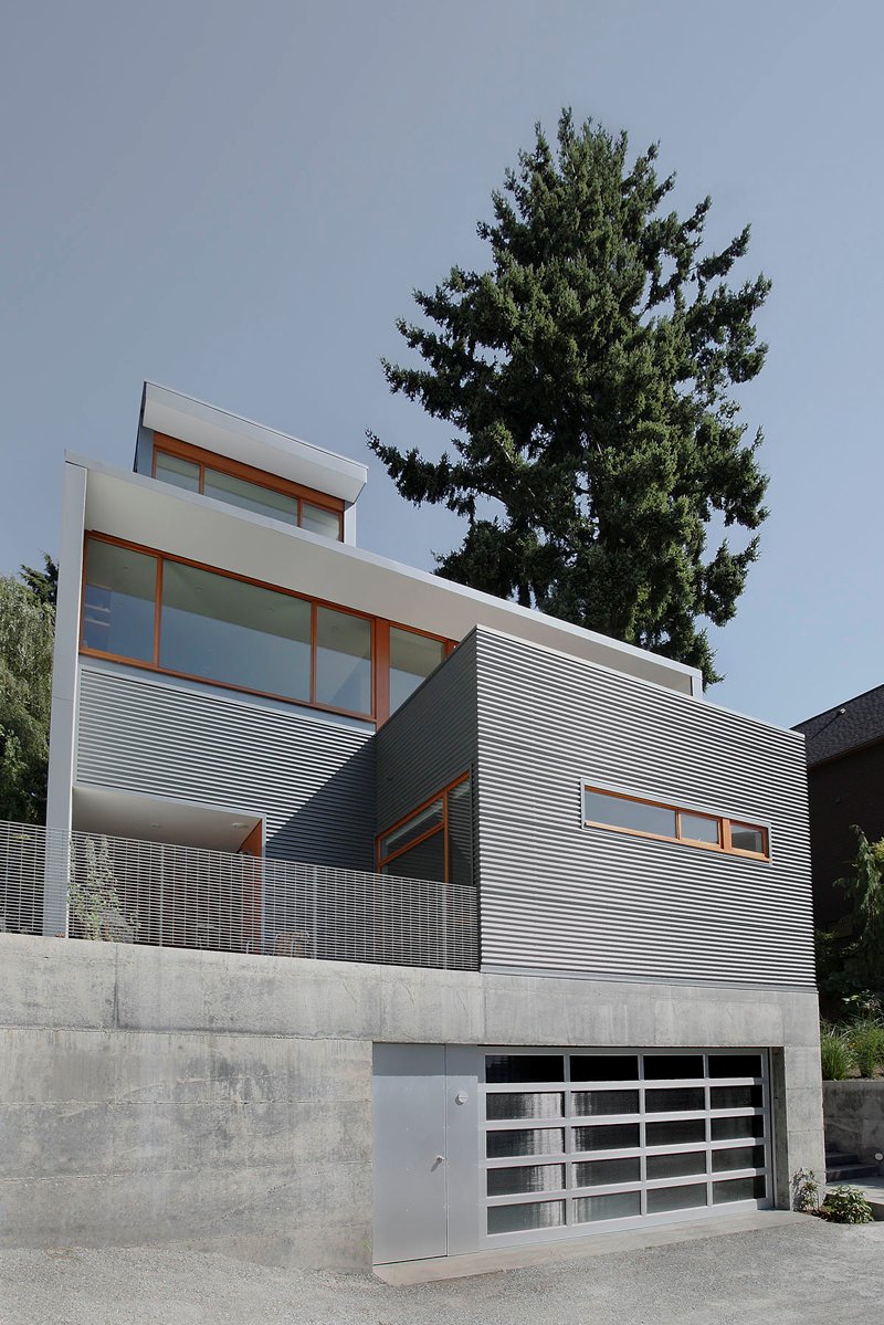 Modern And Cozy Main Street House In Seattle, Washington modern and cozy main street house in seattle washington 4b4b15e
