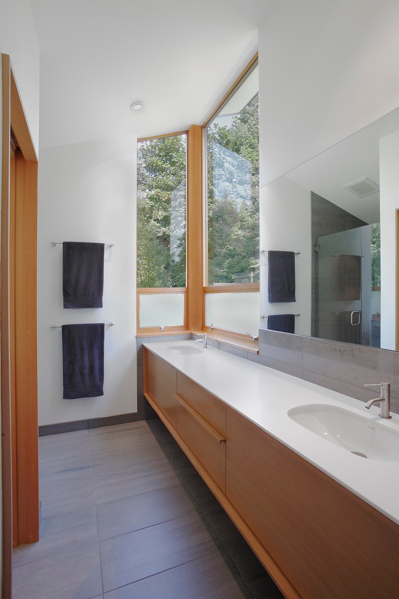 Modern And Cozy Main Street House In Seattle, Washington modern and cozy main street house in seattle washington d021ee5