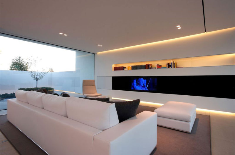 Modern Jesolo Lido Pool Villa Designed by JM Architecture modern jesolo lido pool villa designed by jm architecture ff6a7df