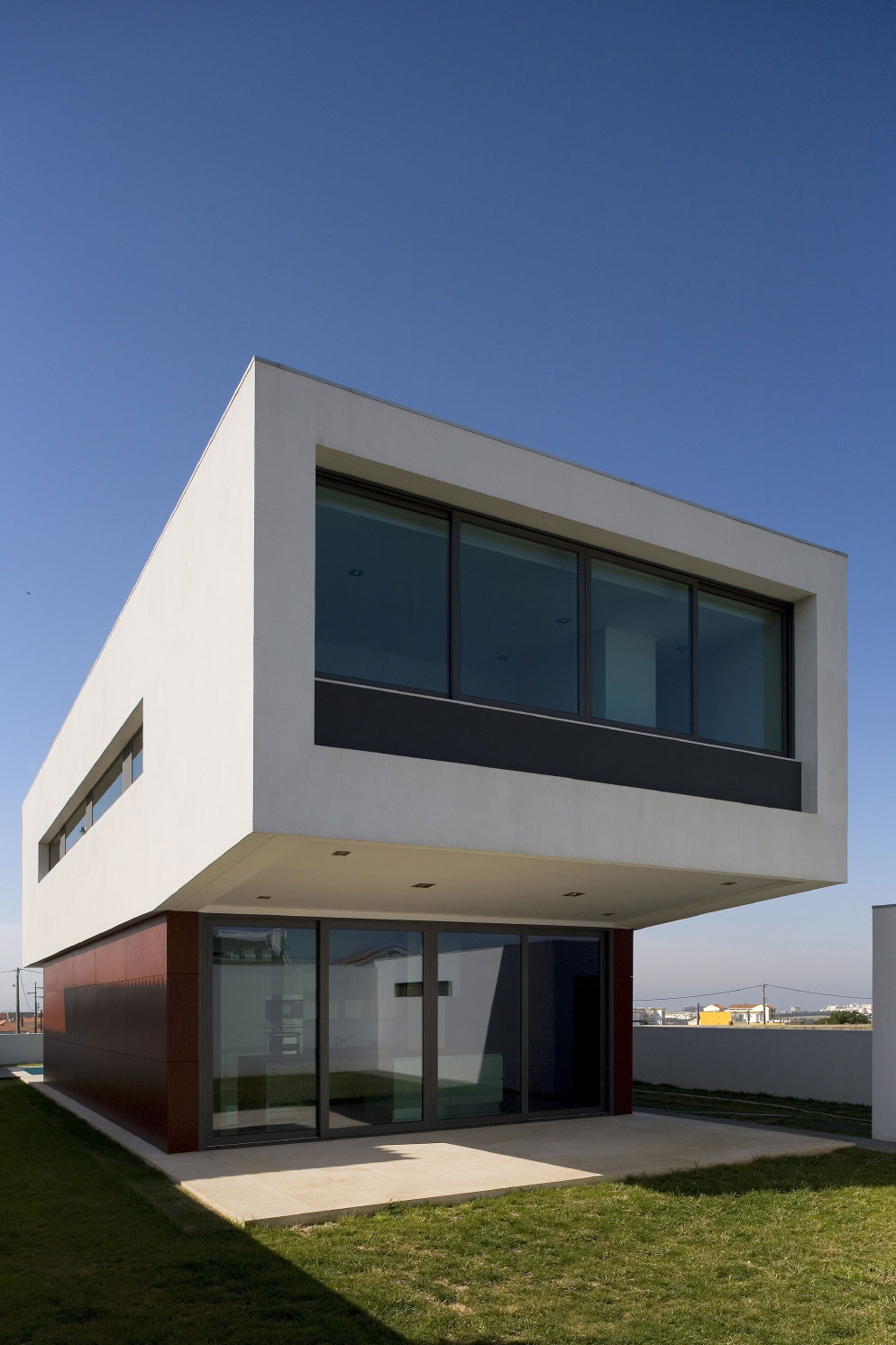 Nature-Friendly DT House by Jorge Graca Costa nature friendly dt house by jorge graca costa 108cab6